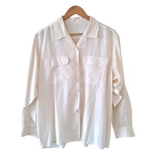 Ivory Long Sleeve Notched Collared Blouse w/ 2 Large Chest Pockets (Like XXL)